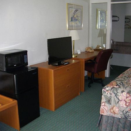 Macomb Inn Bilik gambar